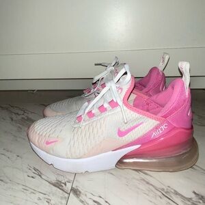 Nike Air Max 270 Sneakers